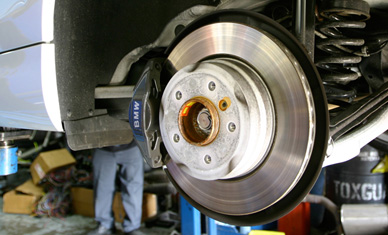 fifth-gear-automotive-brake-job